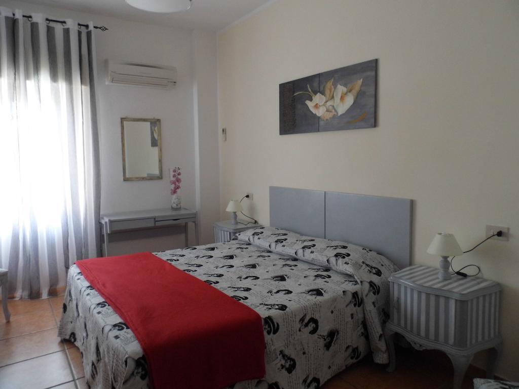 Lina Hotel Stintino Kamer foto