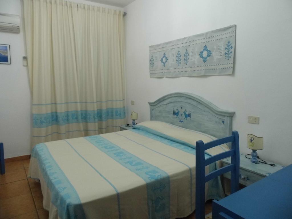 Lina Hotel Stintino Kamer foto