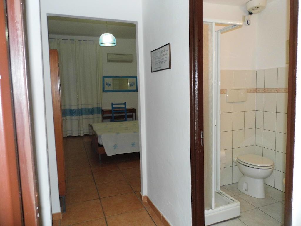 Lina Hotel Stintino Kamer foto