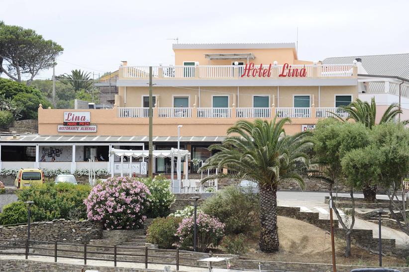 Lina Hotel Stintino Buitenkant foto